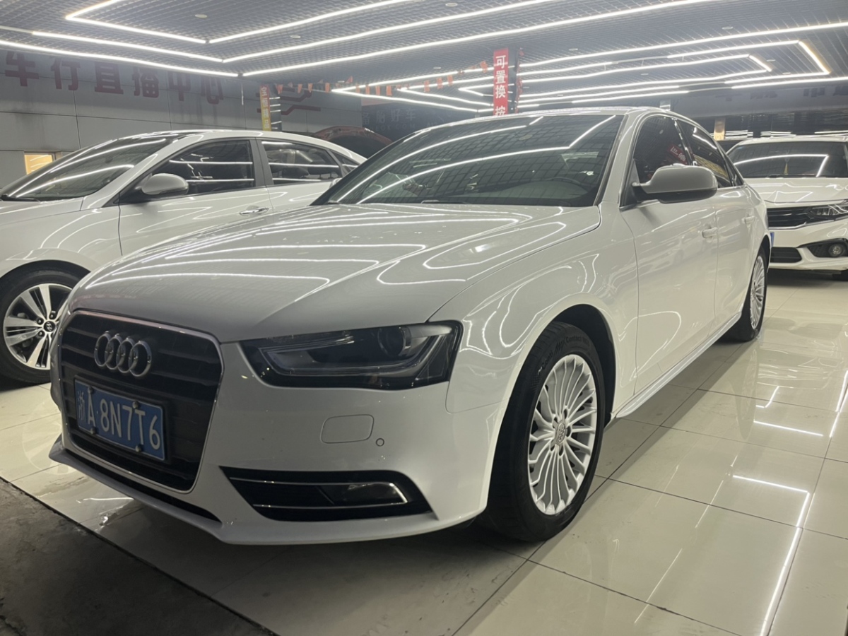 2014年11月奥迪 奥迪A4L  2015款 35 TFSI 自动舒适型