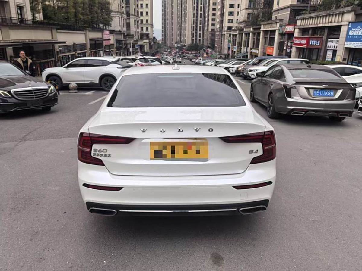 沃爾沃 S60L  2023款 B4 智逸豪華版圖片