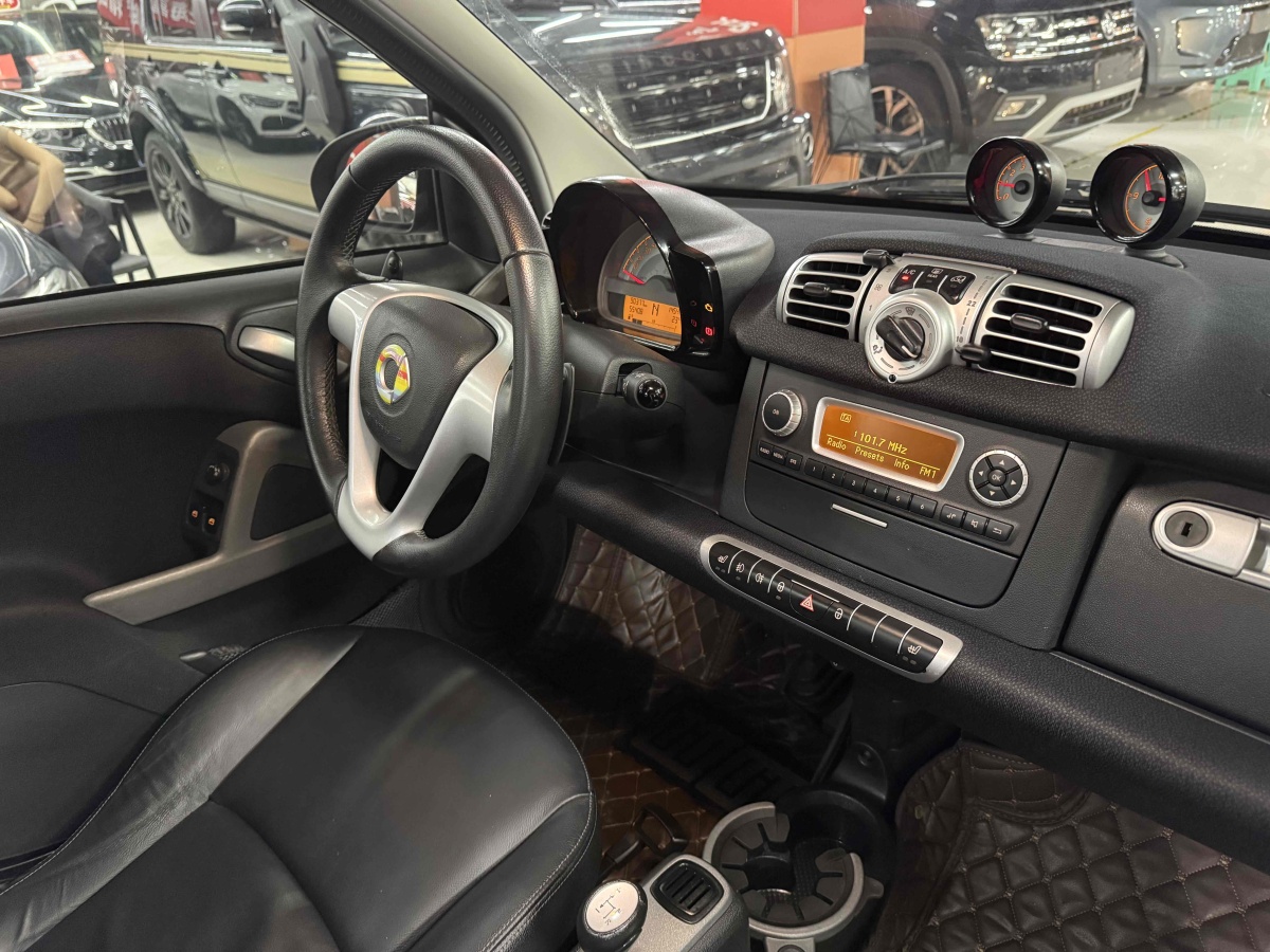 smart fortwo  2011款 1.0T 硬頂激情版圖片