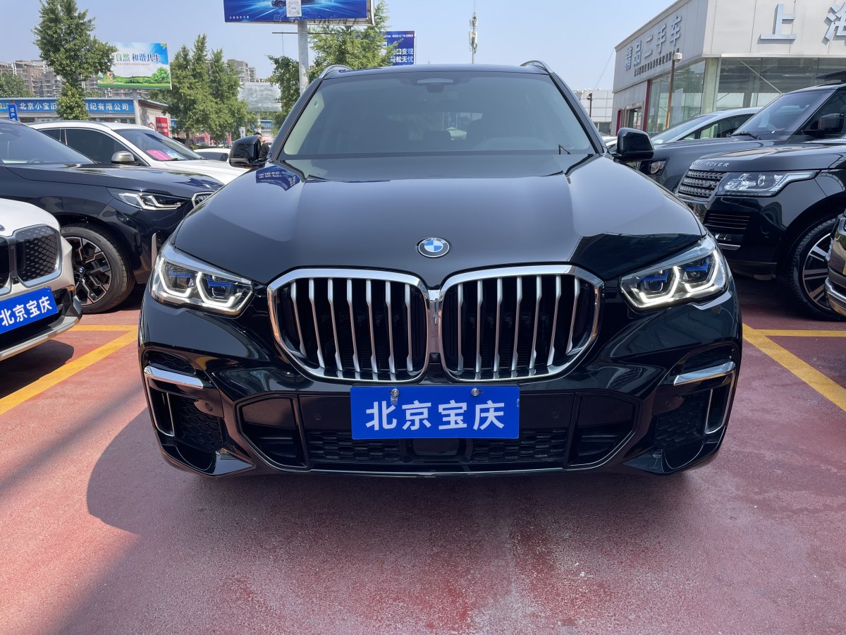 寶馬 寶馬X5  2022款 改款 xDrive 30Li 尊享型M運(yùn)動(dòng)套裝圖片