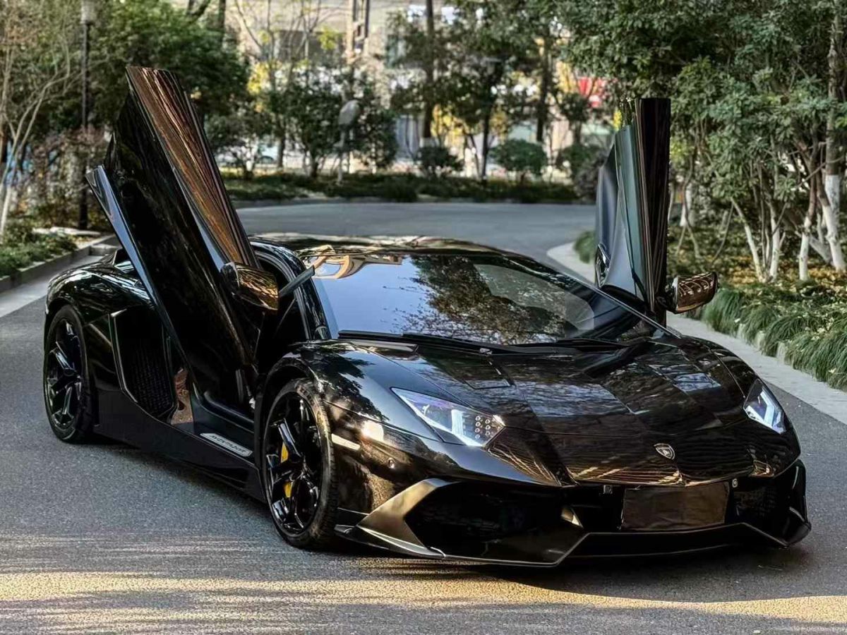 蘭博基尼 Aventador  2013款 LP 700-4 Roadster圖片