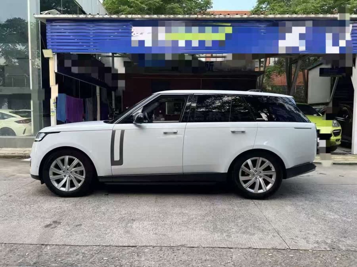 路虎 攬勝  2023款 3.0 L6 360PS 盛世版圖片