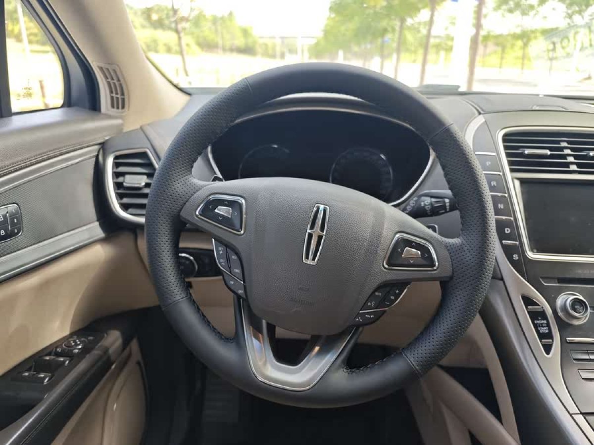 林肯 MKX  2015款 2.0T 兩驅(qū)尊享版圖片