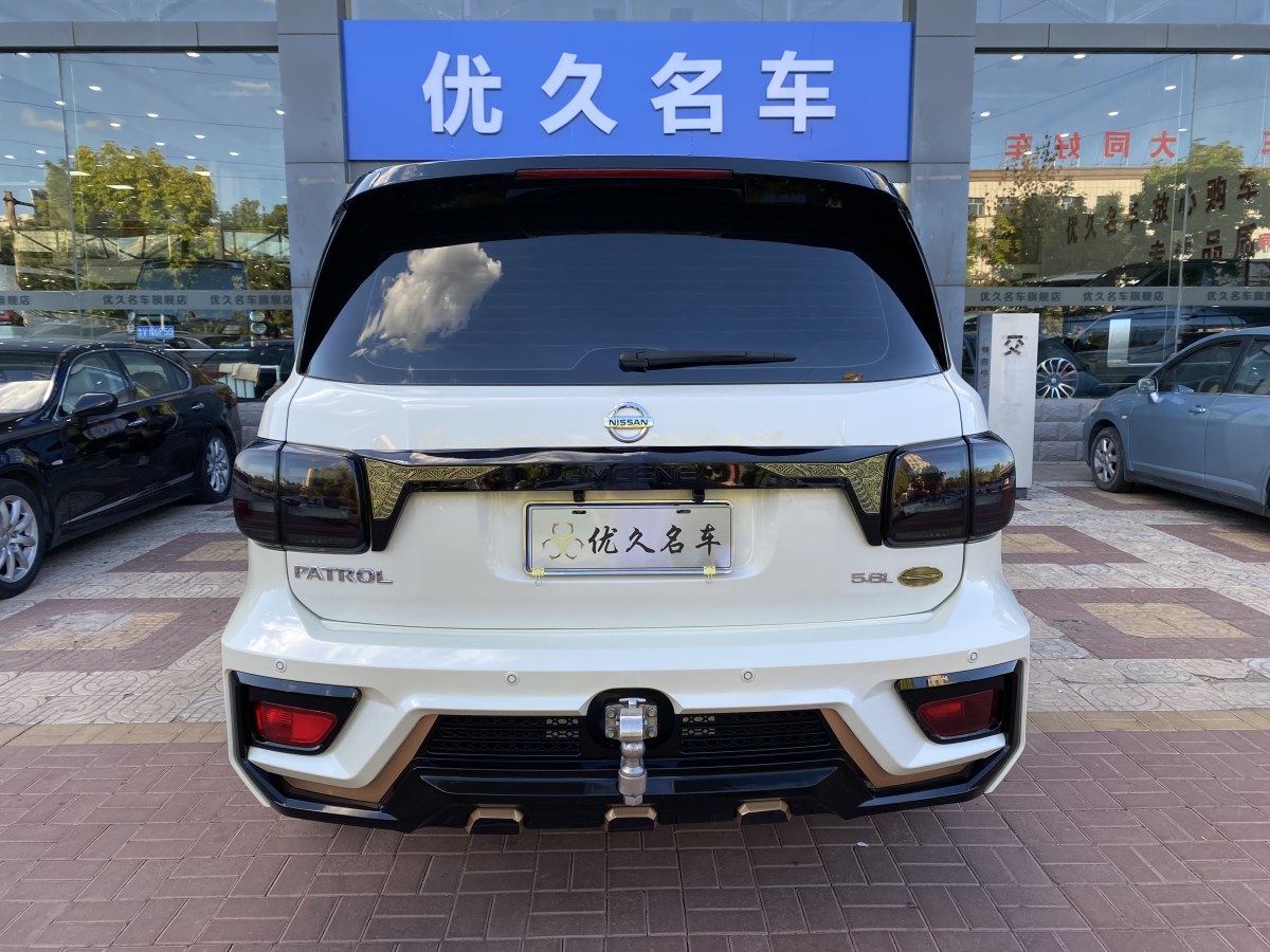 日產(chǎn) 途樂  2018款 4.0L 鉑金型圖片