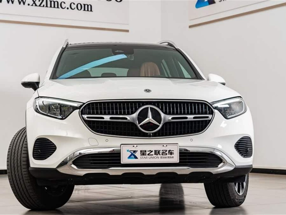 奔馳 奔馳GLC  2018款 改款 GLC 260 4MATIC 動(dòng)感型圖片
