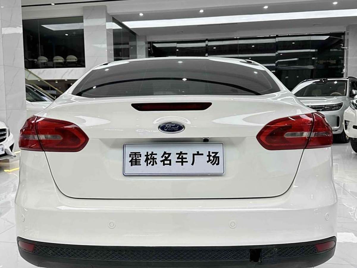 福特 ?？怂? 2015款 三廂 1.6L 自動(dòng)風(fēng)尚型圖片