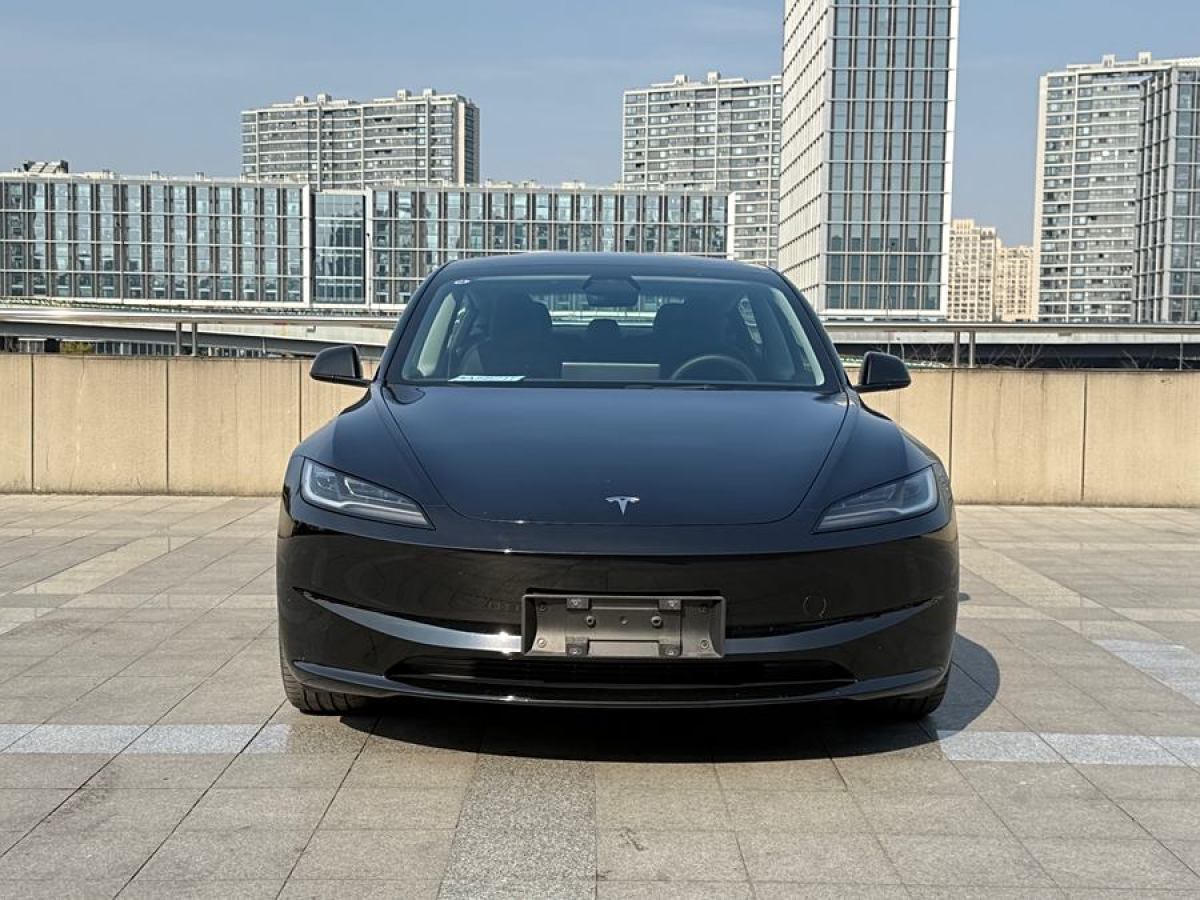 特斯拉 Model Y  2023款 長續(xù)航全輪驅(qū)動版圖片