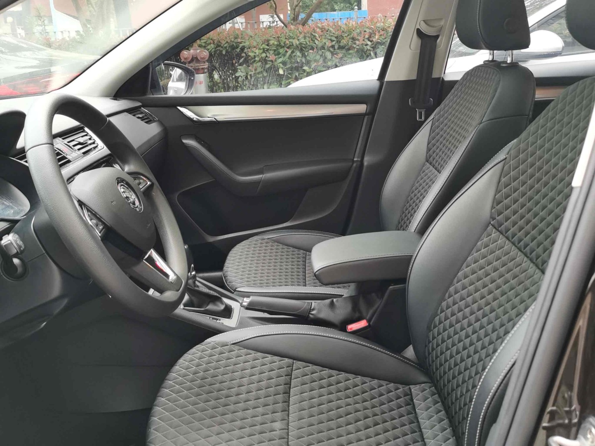 斯柯達(dá) 明銳  2019款 TSI280 DSG豪華版圖片