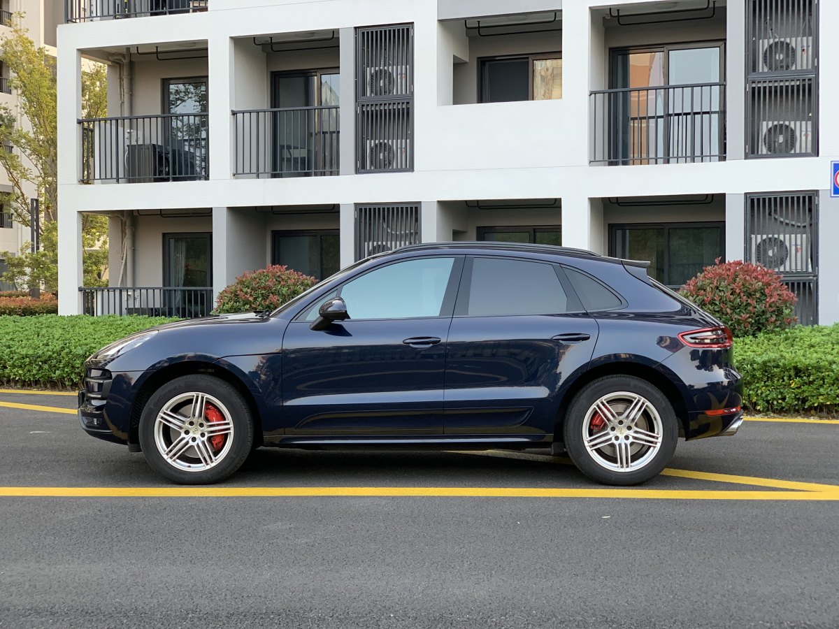 2018年12月保時捷 Macan  2014款 Macan Turbo 3.6T