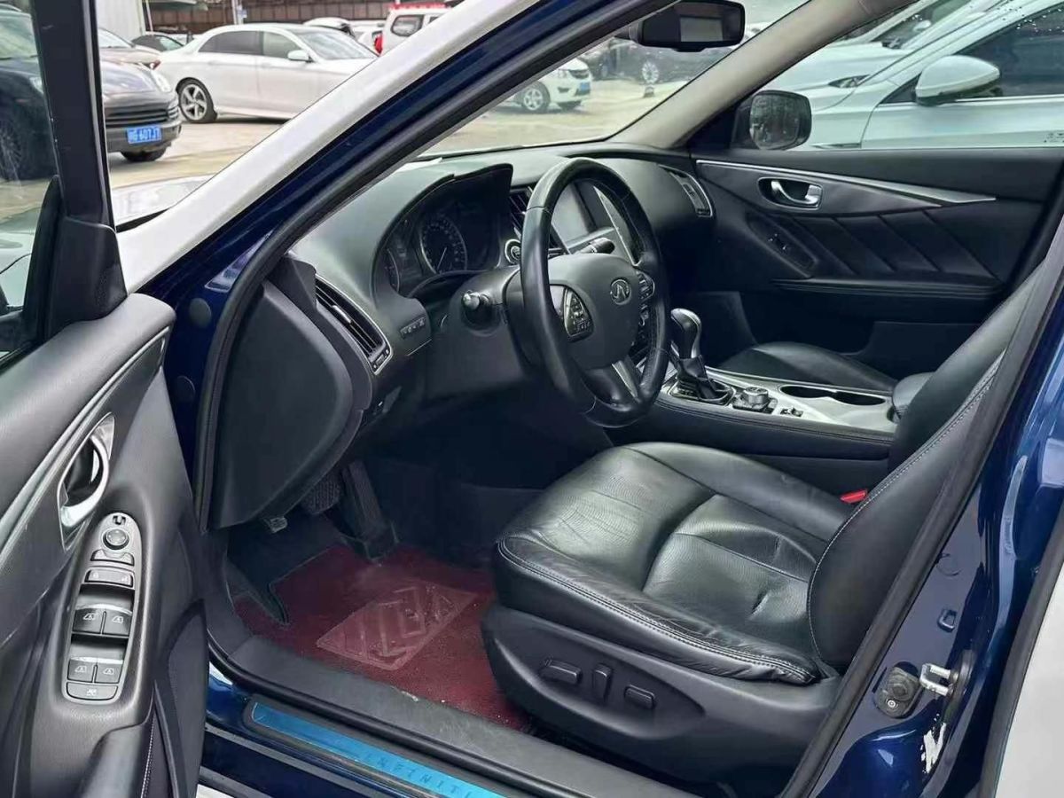 英菲尼迪 Q50L  2016款 2.0T 悅享版圖片