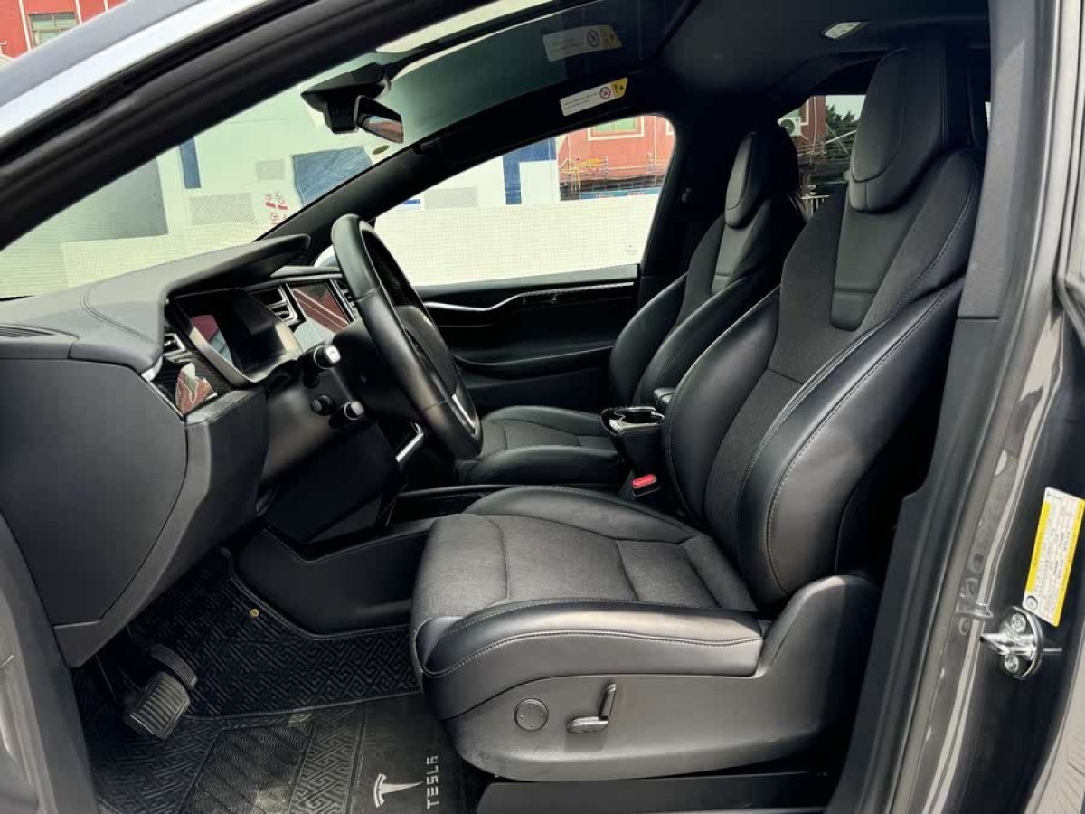特斯拉 Model X  2017款 Model X 100D 長(zhǎng)續(xù)航版圖片