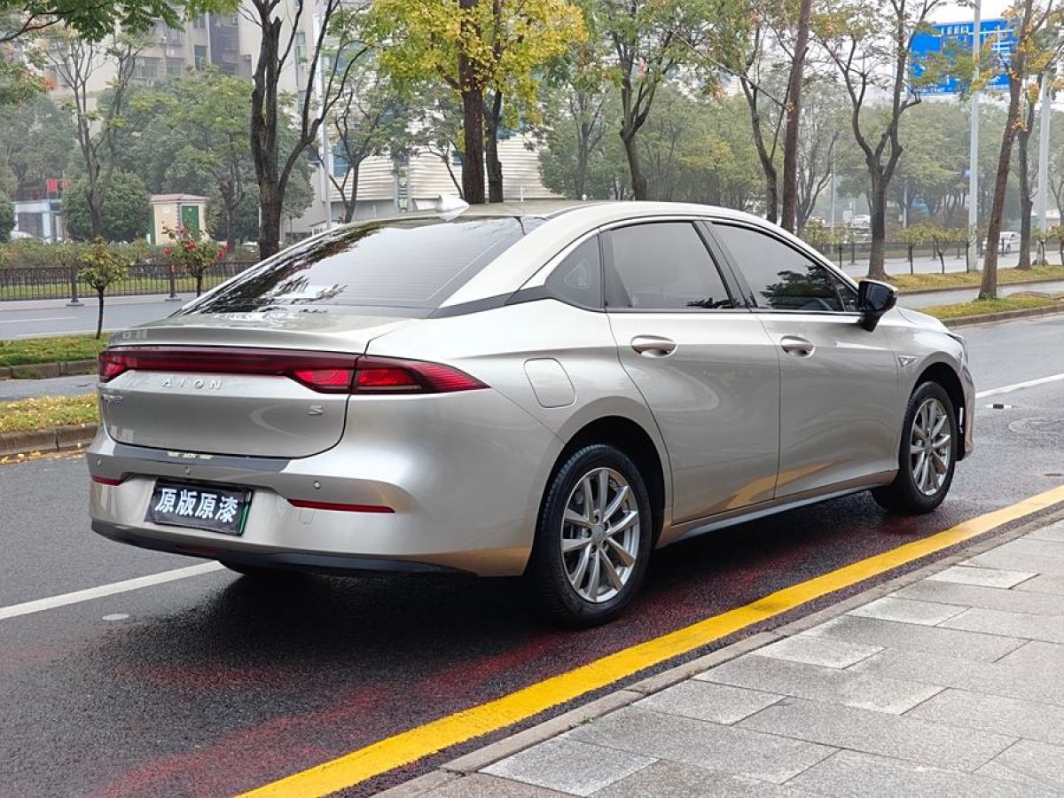 埃安 AION S  2023款 炫 580 55.2kWh 磷酸鐵鋰圖片