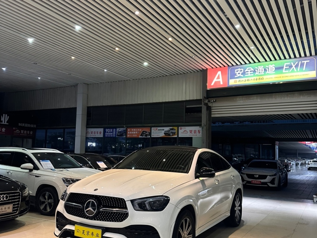 奔馳 奔馳GLE  2020款  GLE 350 4MATIC 豪華型圖片