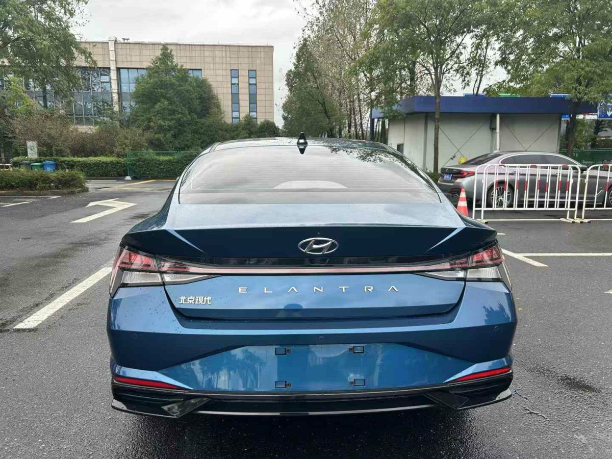 現(xiàn)代 伊蘭特  2023款 1.5L CVT GLS領(lǐng)先版圖片