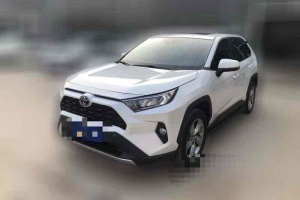 RAV4 豐田 榮放 2.0L CVT兩驅(qū)風尚版