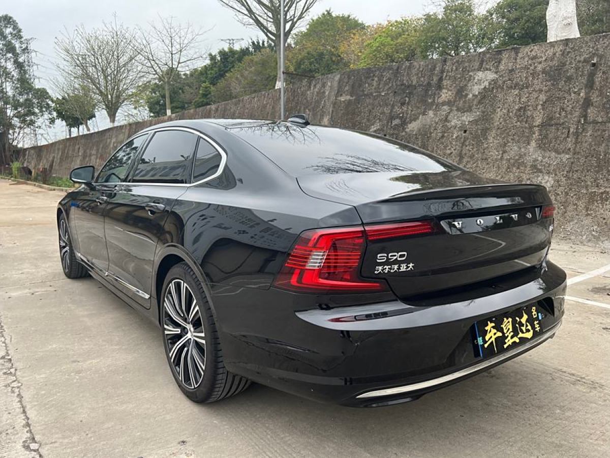 沃爾沃 S90  2024款 B5 智逸豪華版圖片