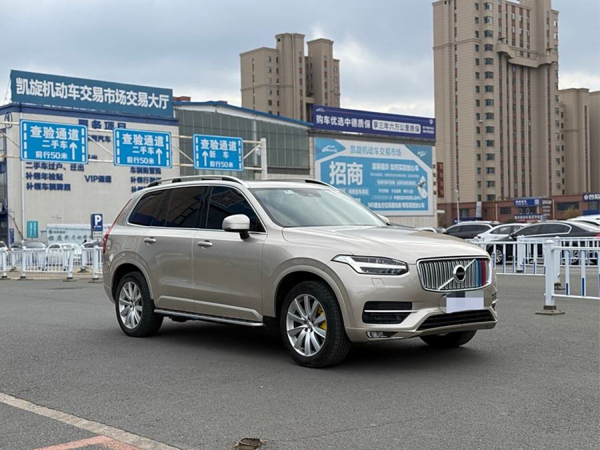 沃爾沃 XC90  2018款 T6 智逸版 7座圖片