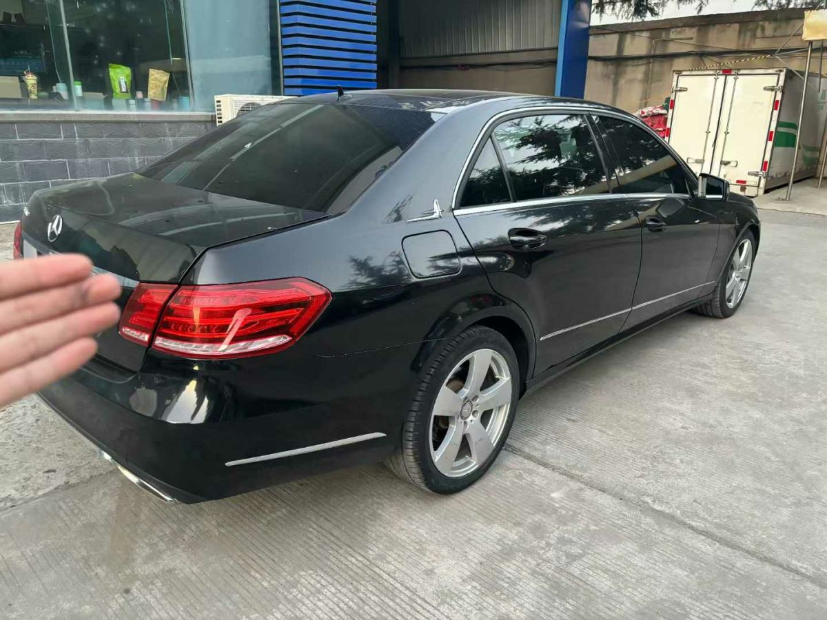 奔馳 奔馳E級  2013款 E 260 L CGI優(yōu)雅型圖片