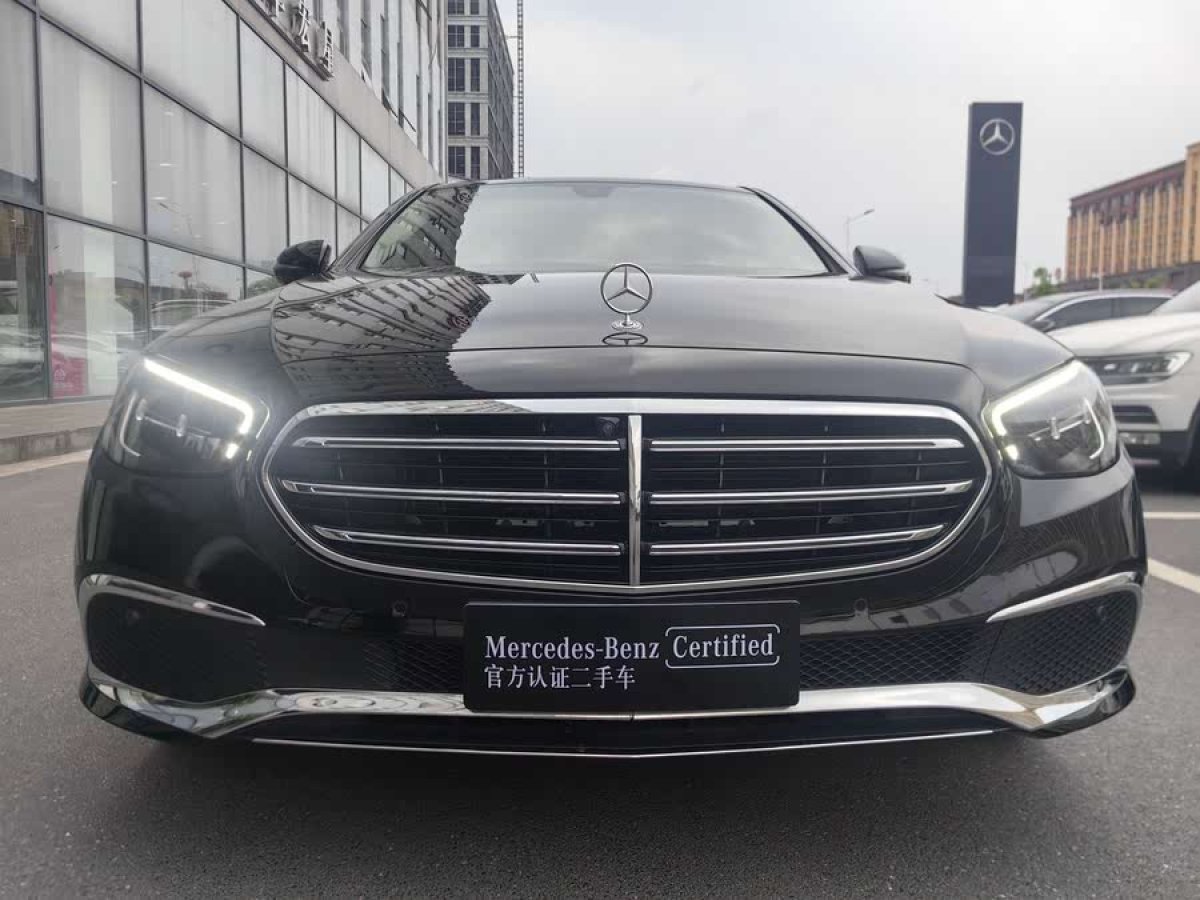 奔馳 奔馳E級  2023款 改款 E 300 L 豪華型圖片
