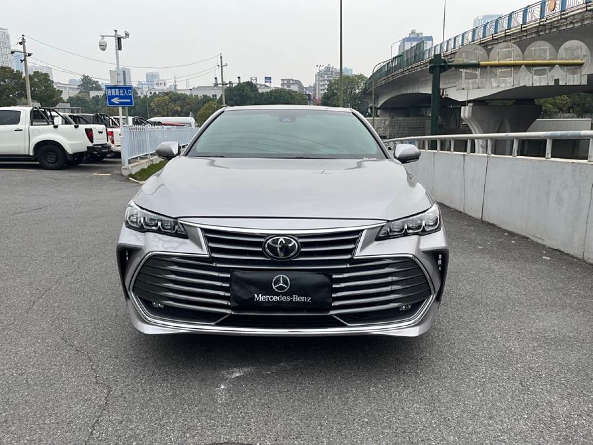 豐田 亞洲龍  2022款 2.0L 豪華版圖片