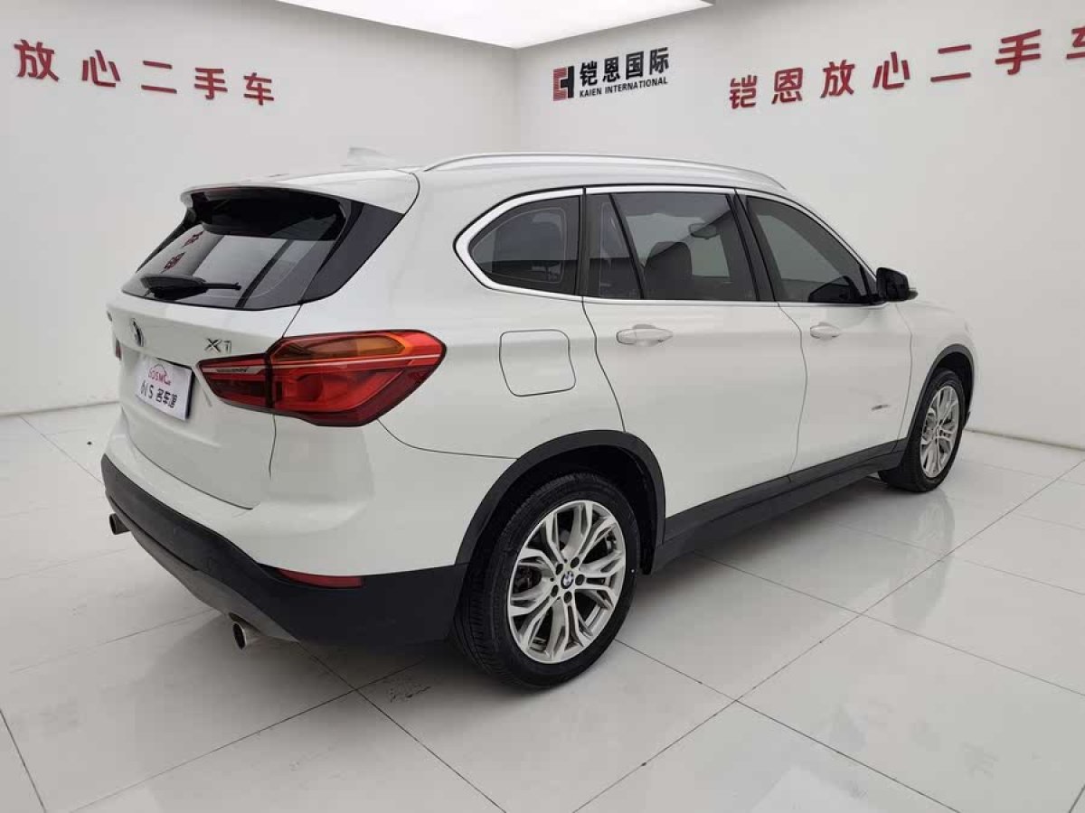 寶馬 寶馬X1  2018款 sDrive20Li 領(lǐng)先型圖片