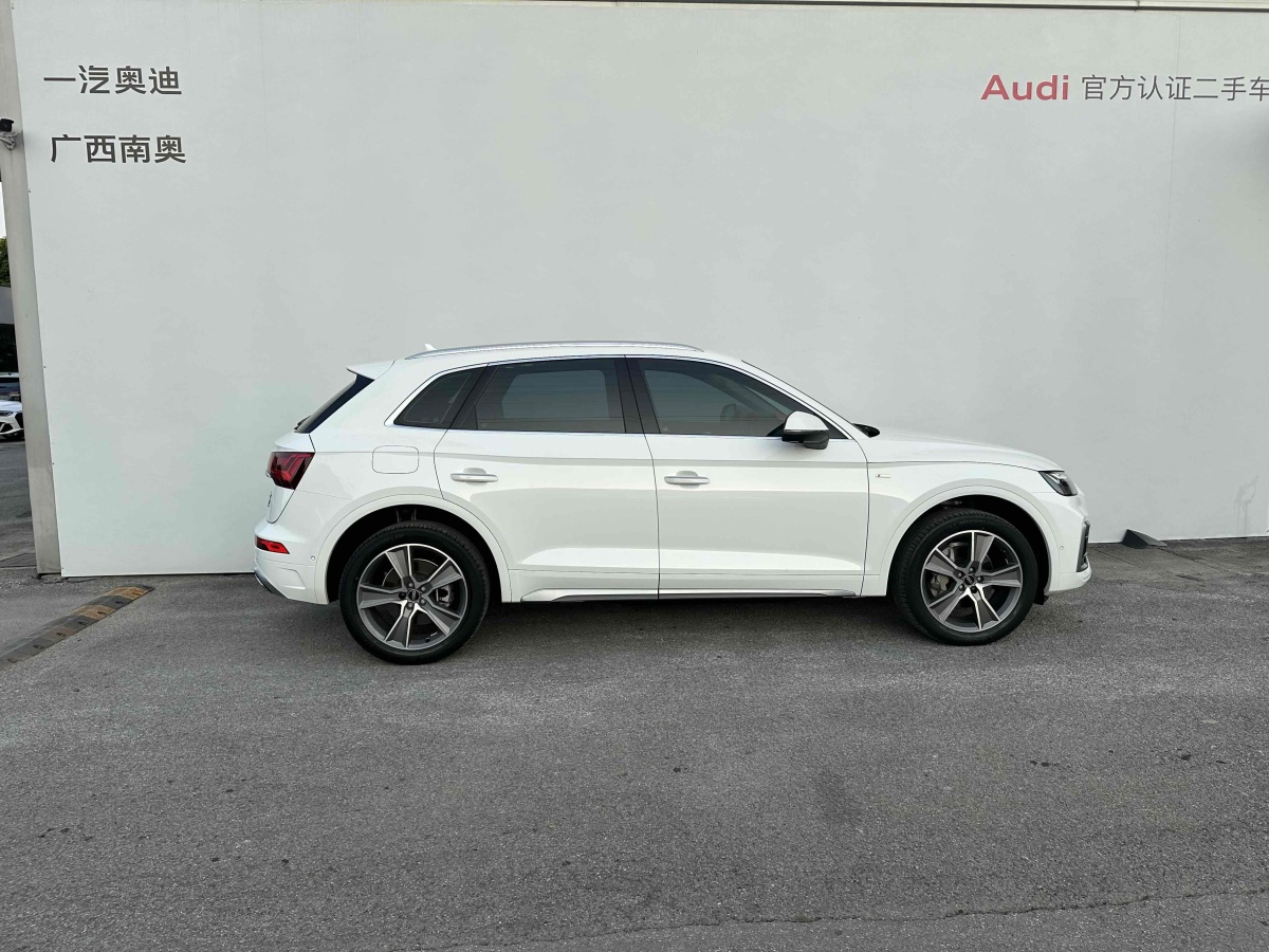 奧迪 奧迪Q5L  2021款 45 TFSI 豪華動感型圖片