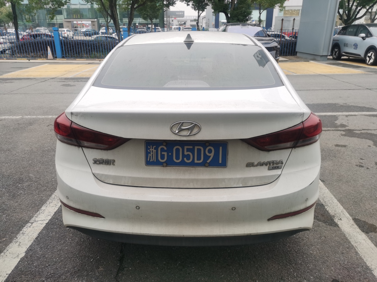 現(xiàn)代 領(lǐng)動  2016款 1.6L 自動智炫?豪華型圖片