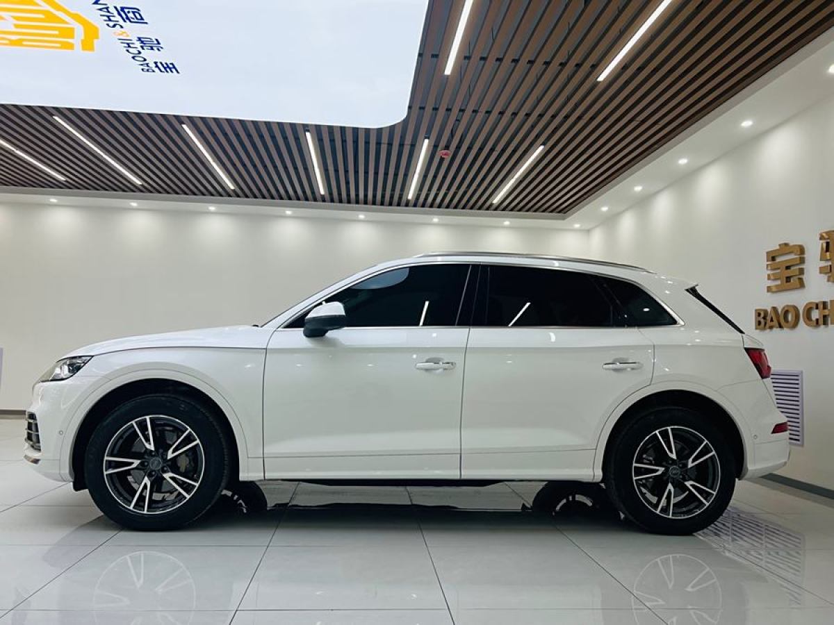 奧迪 奧迪Q5L  2020款 45 TFSI 尊享時(shí)尚型圖片