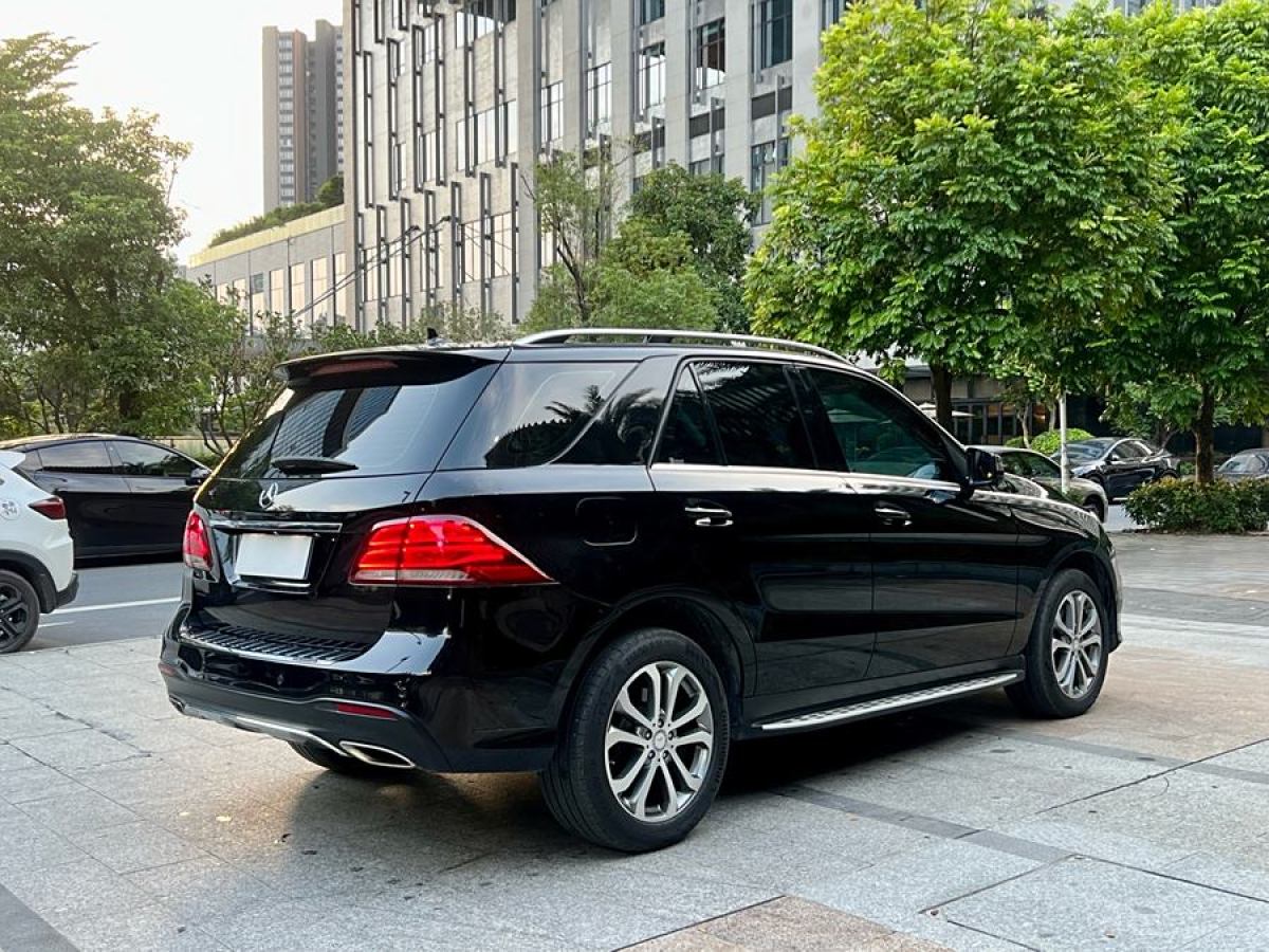 奔馳 奔馳GLE  2016款 GLE 320 4MATIC 動(dòng)感型圖片