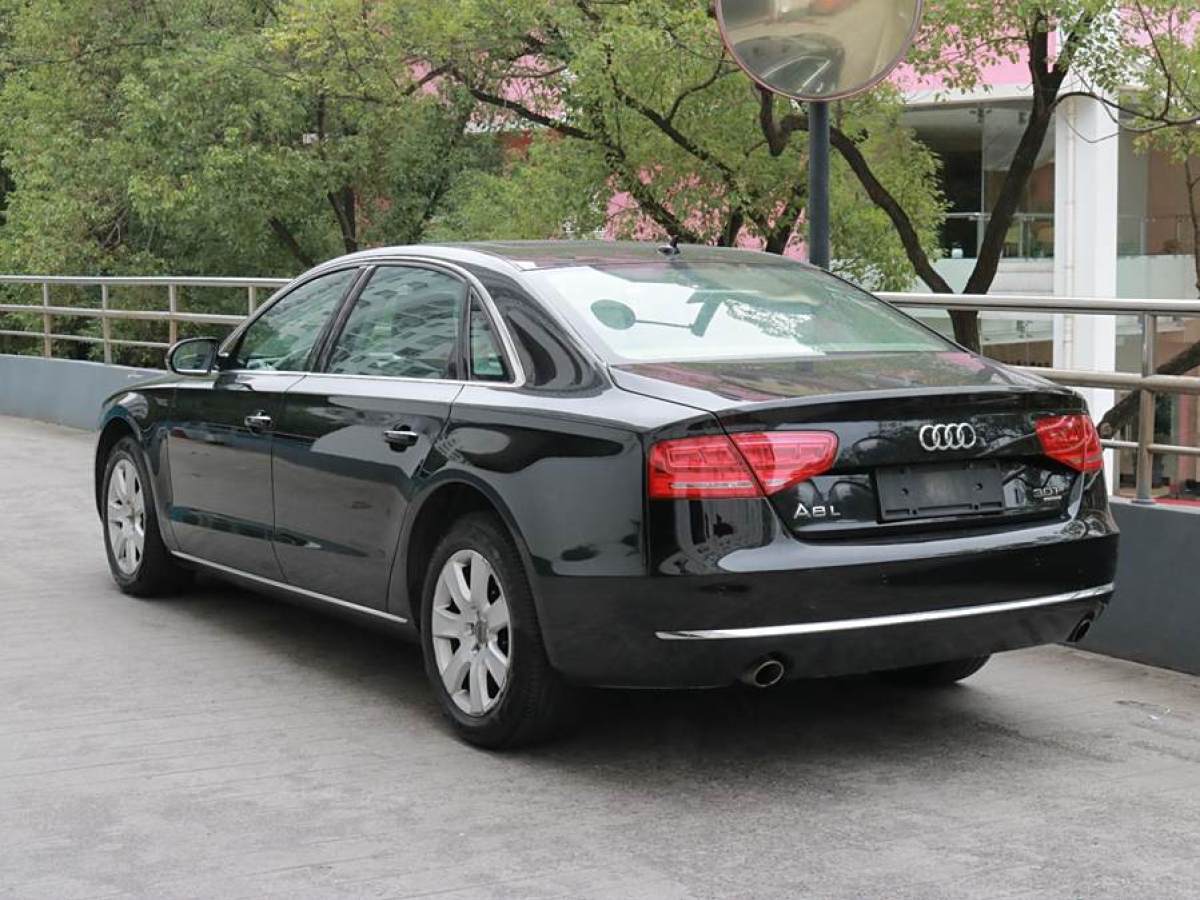 2011年4月奧迪 奧迪A8  2011款 A8L 3.0 TFSI quattro舒適型(213kW)