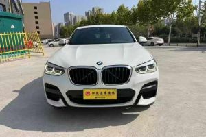 宝马X4 宝马 xDrive30i M越野套装