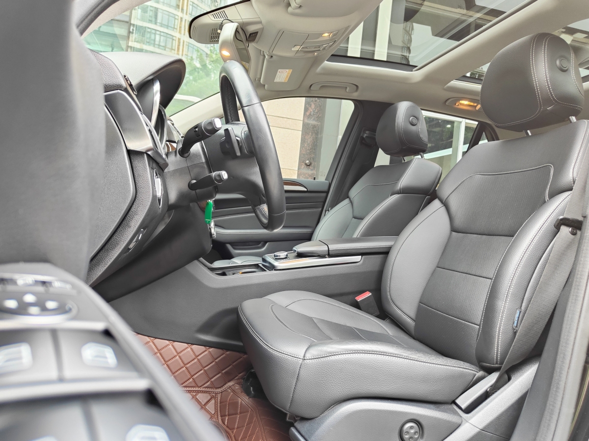 奔驰 奔驰M级  2015款 ML 350 CDI 4MATIC图片