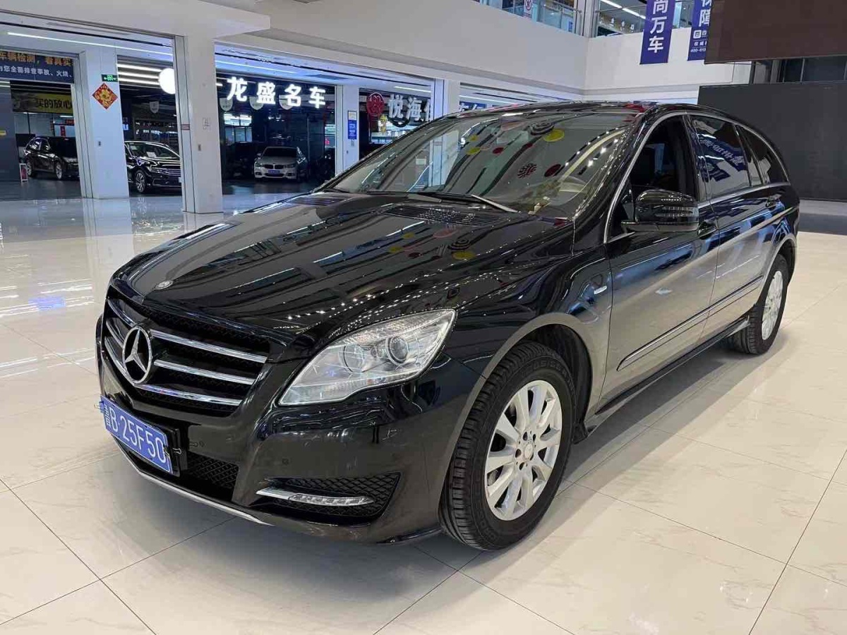 奔馳 奔馳R級(jí)  2014款 R 400 4MATIC 商務(wù)型圖片