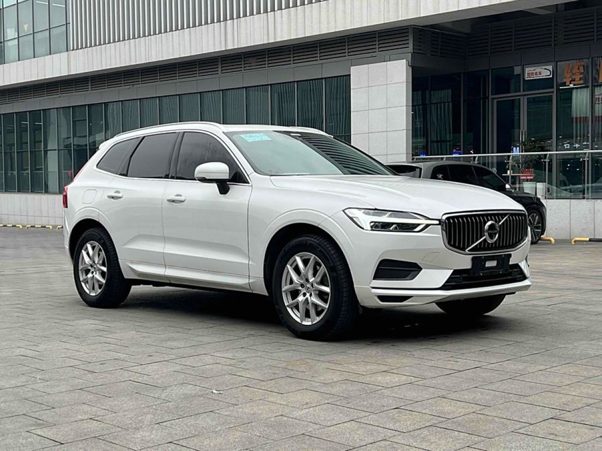 沃爾沃 XC60  2018款 T5 四驅(qū)智逸版圖片