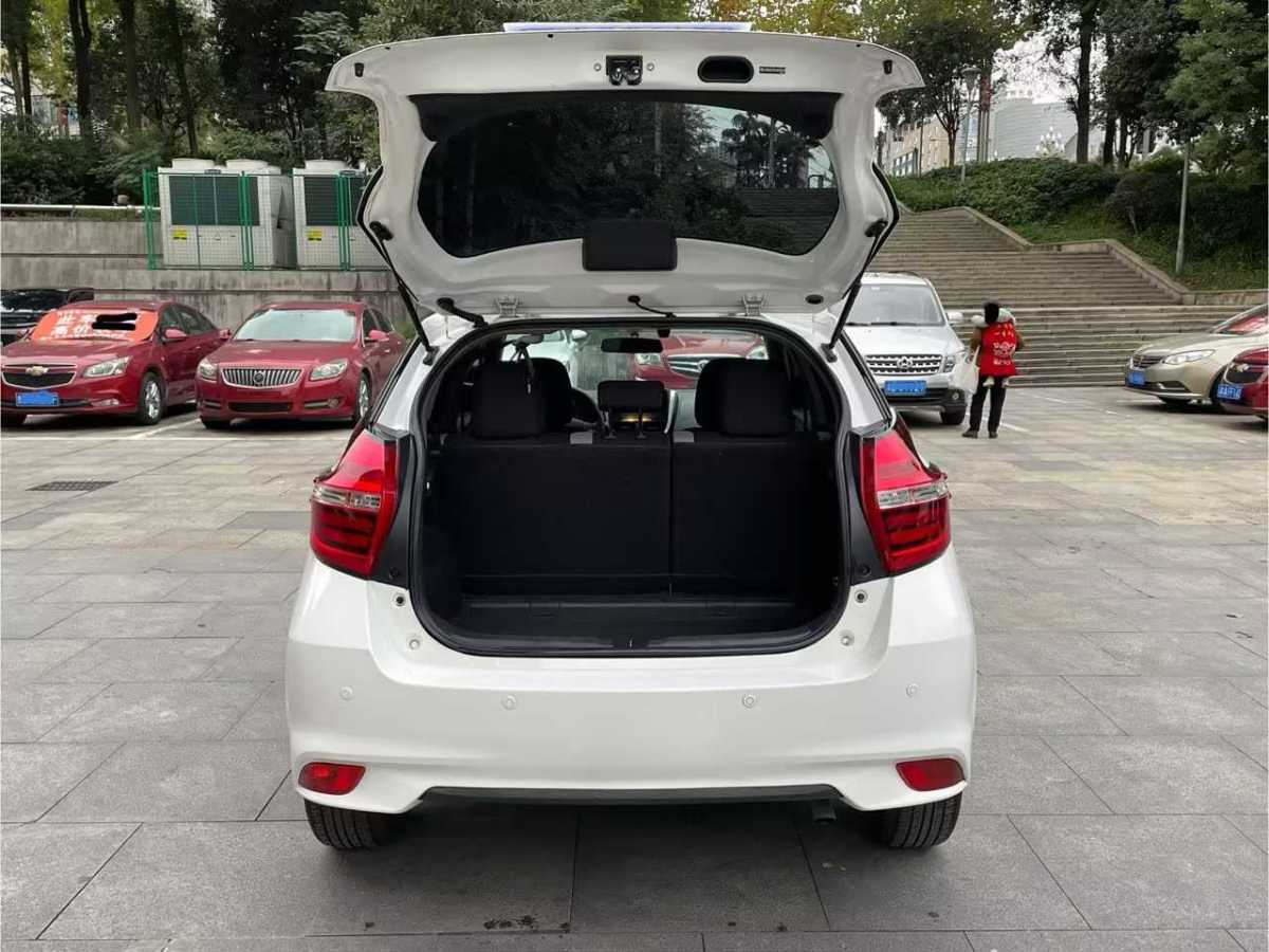 豐田 YARiS L 致炫  2020款 致炫X 1.5L CVT領(lǐng)先版圖片