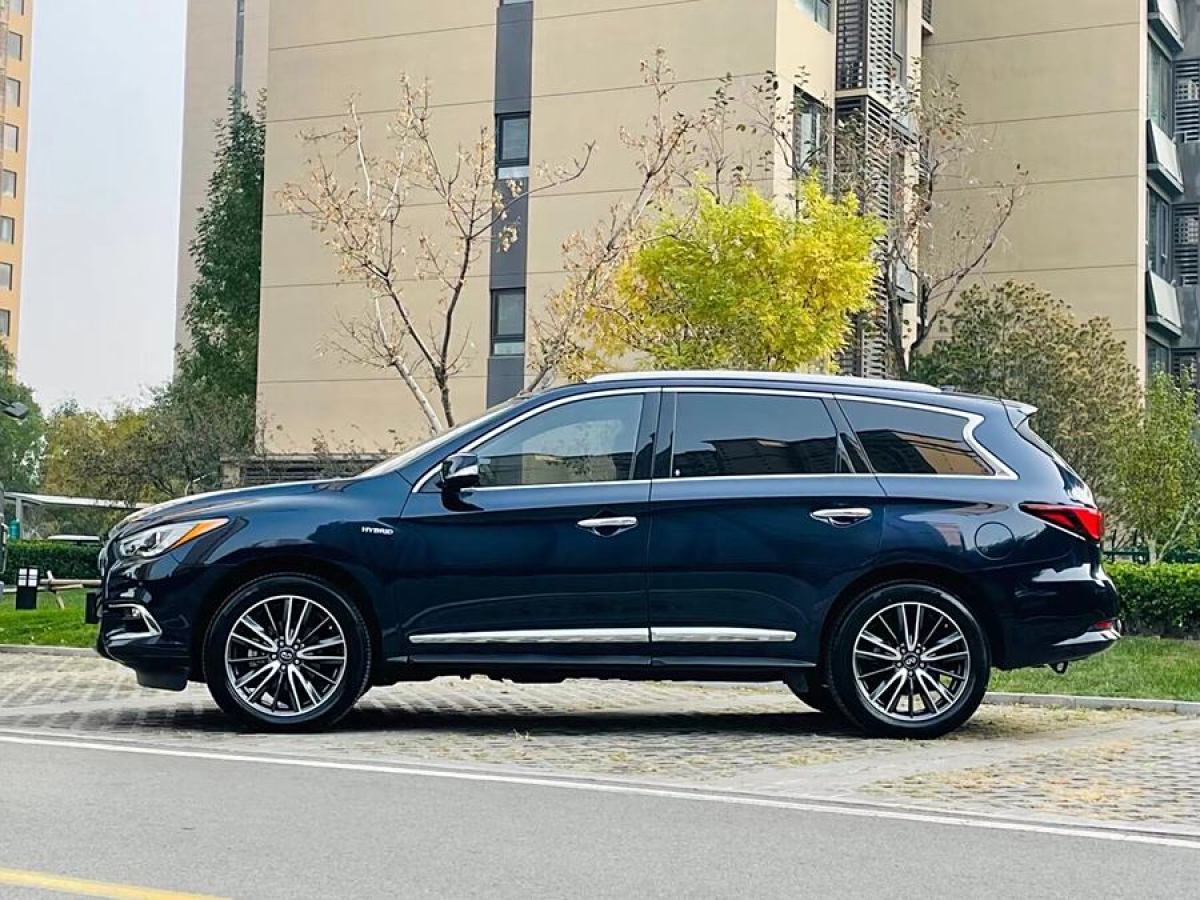 英菲尼迪 QX60  2020款 2.5 S/C Hybrid 兩驅(qū)卓越版 國VI圖片