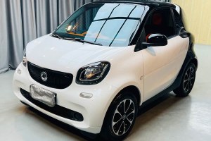 fortwo smart 1.0L 52千瓦硬頂激情版