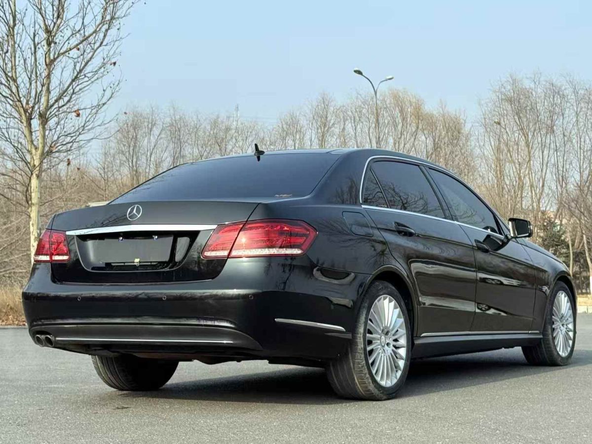 奔馳 奔馳E級  2013款 E 260 L CGI優(yōu)雅型圖片