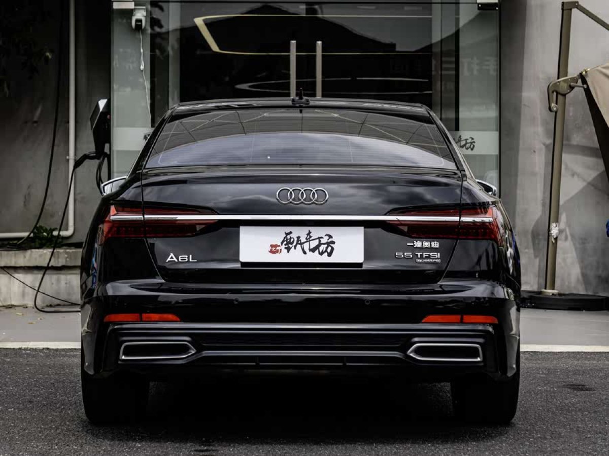 奧迪 奧迪A6L  2021款 45 TFSI quattro 臻選動(dòng)感型圖片