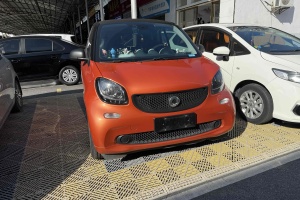 fortwo smart 1.0L 52千瓦硬頂靈動(dòng)版