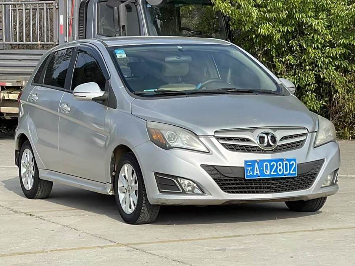 北京 北京汽車E系列  2012款 兩廂 1.3L 手動(dòng)樂天版圖片