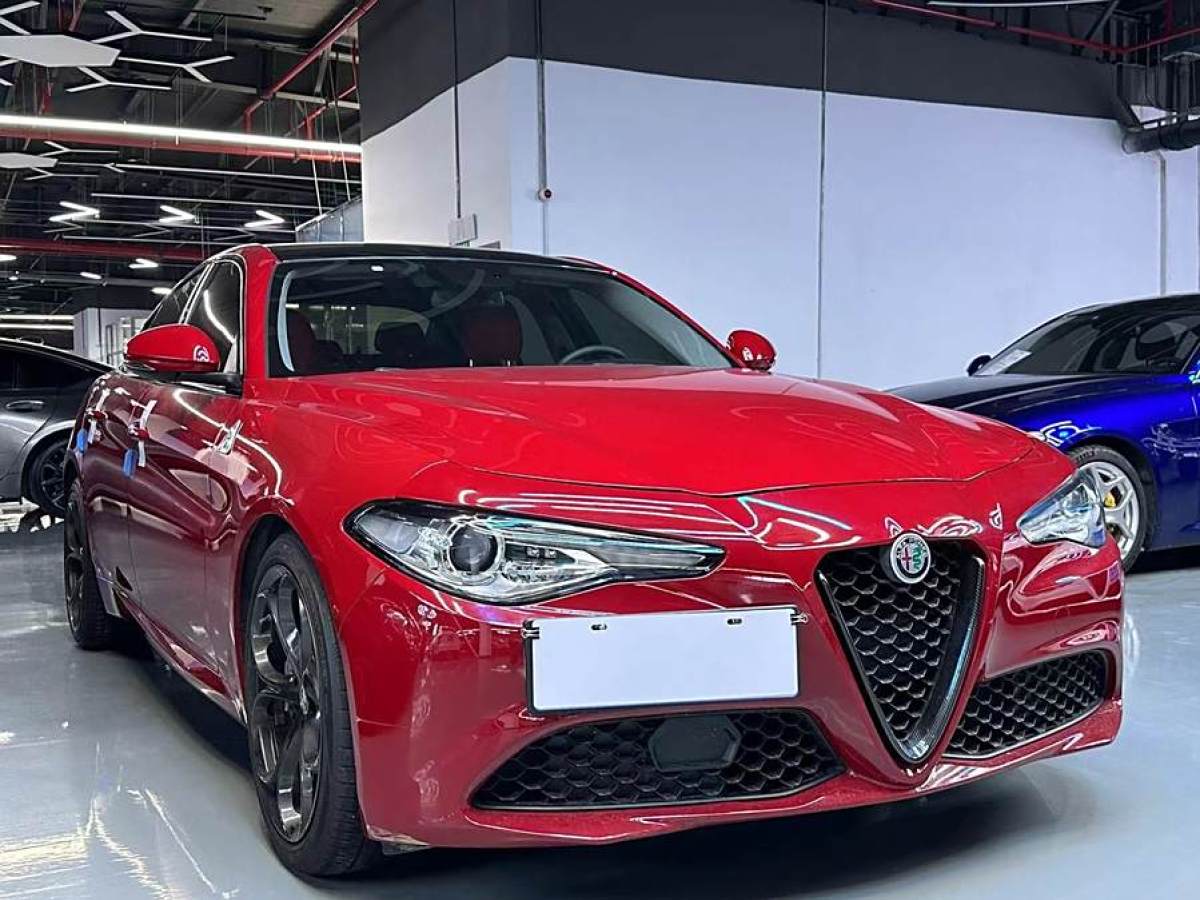 阿爾法·羅密歐 Giulia  2017款 2.0T 280HP 豪華版圖片