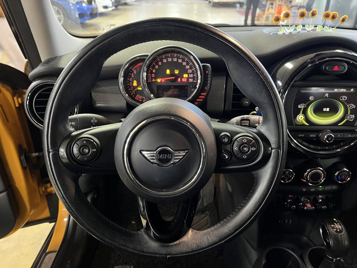 MINI MINI  2015款 1.5T COOPER Fun 五门版图片