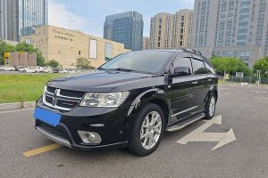 酷威 道奇 2.4L 兩驅(qū)尊尚版