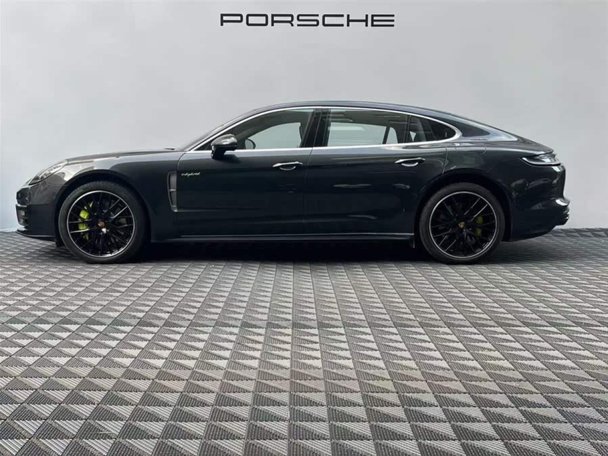 保時(shí)捷 Panamera新能源  2023款 Panamera 4 E-Hybrid 行政加長版 2.9T圖片