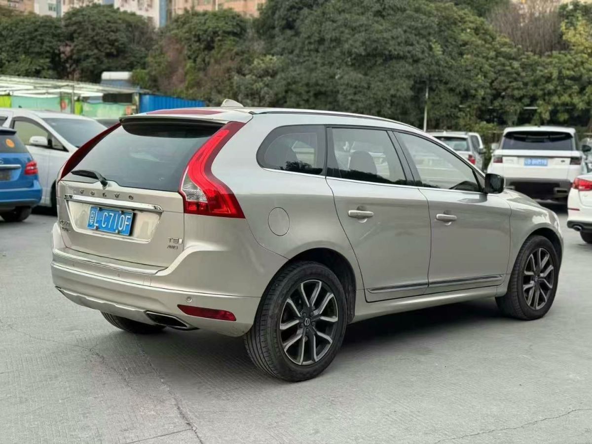 沃爾沃 XC60  2017款 2.0T T5 AWD 個(gè)性運(yùn)動版圖片