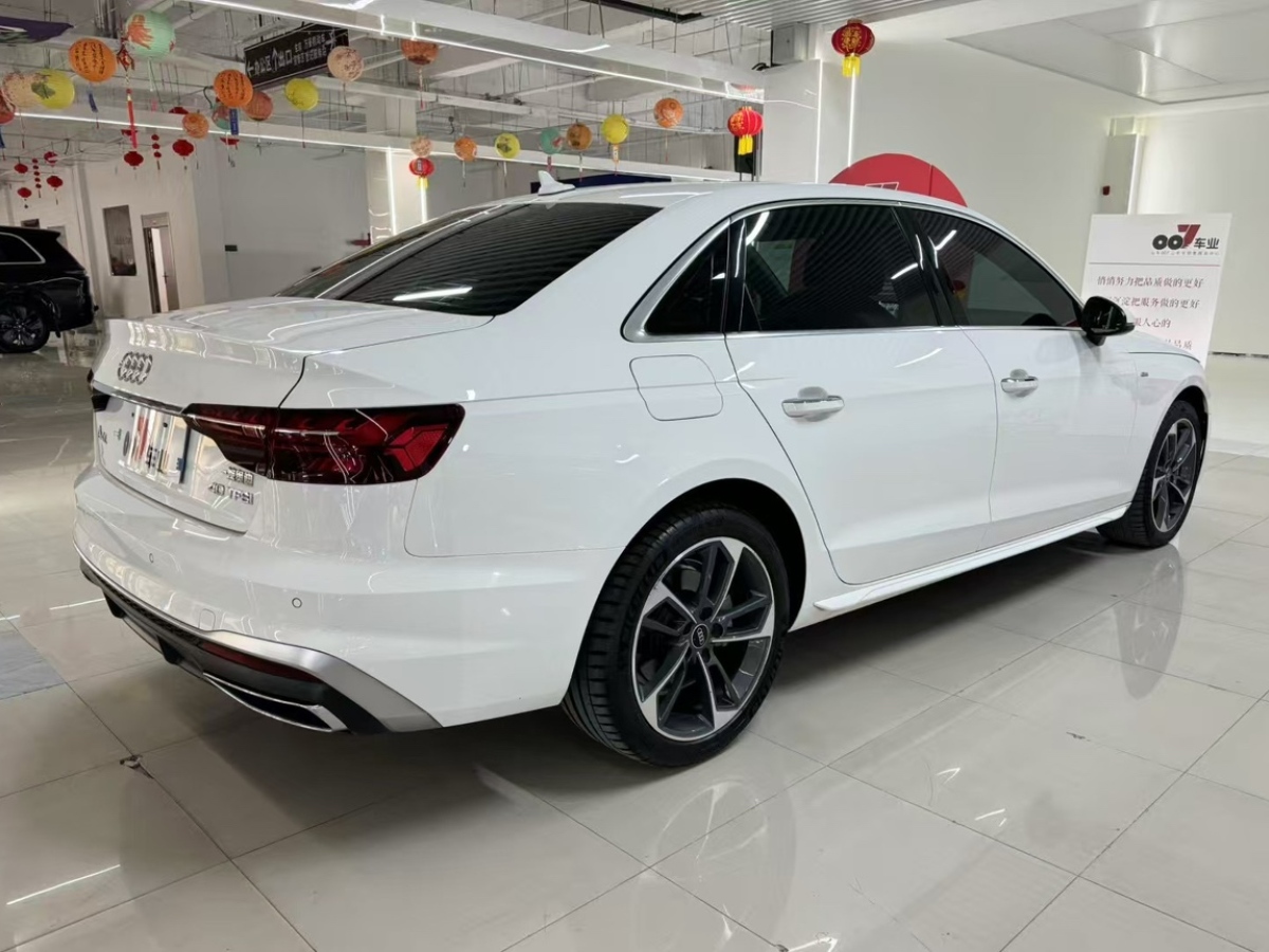 奧迪 奧迪A4L  2022款 40 TFSI 時(shí)尚致雅型圖片