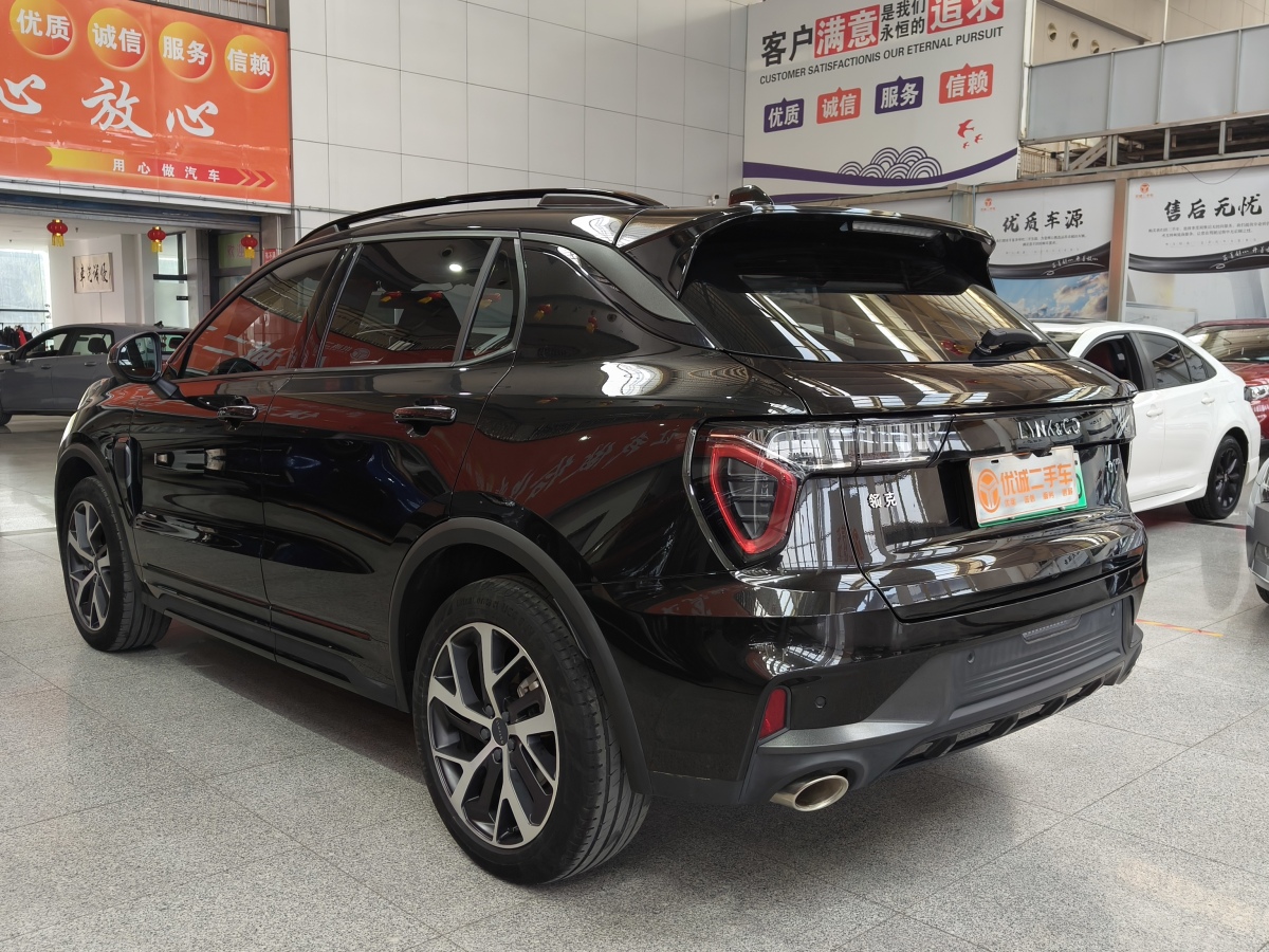 領(lǐng)克 領(lǐng)克01新能源  2022款 1.5TD PHEV Plus圖片