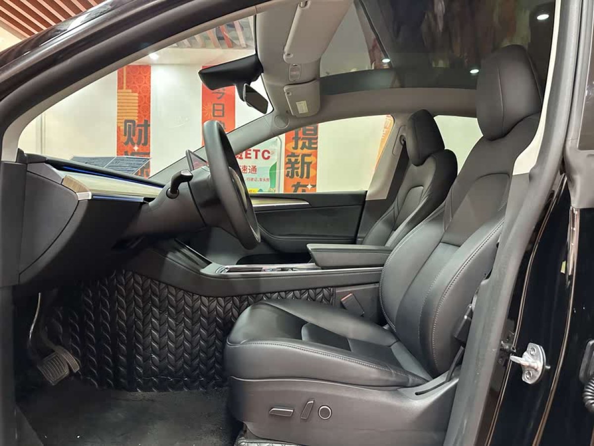 特斯拉 Model Y  2022款 改款 后輪驅(qū)動版圖片