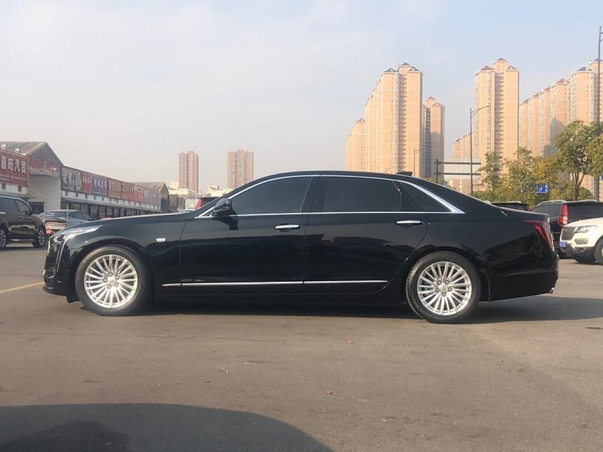 凱迪拉克 CT6  2022款 28T 豪華型圖片